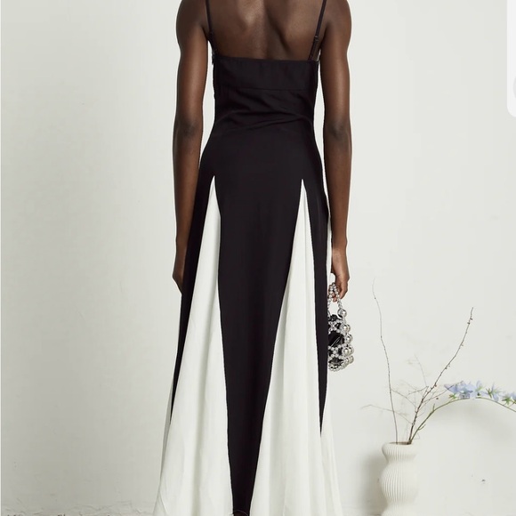 Miss Rosier Black and Cream Contrast Maxi Dress / Formal Dress - Picture 3 of 6